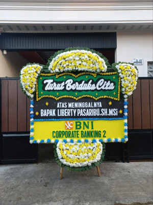 Papan Bunga Duka di Marunggi
